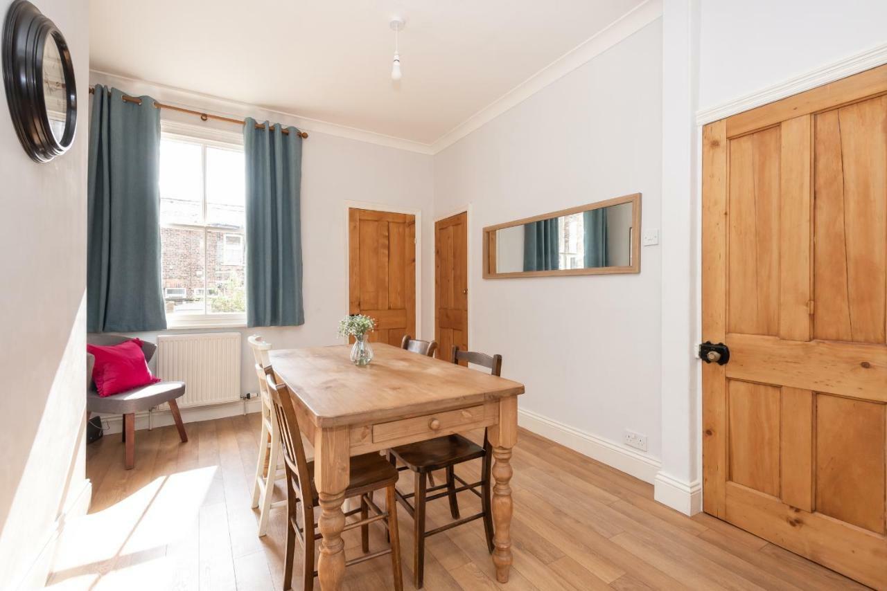 Charming Base For 5 Near Bishy Rd Pass The Keys Apartment York Exterior foto