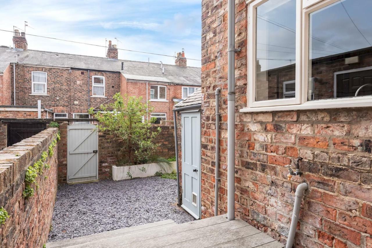 Charming Base For 5 Near Bishy Rd Pass The Keys Apartment York Exterior foto