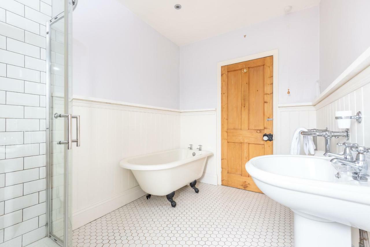 Charming Base For 5 Near Bishy Rd Pass The Keys Apartment York Exterior foto